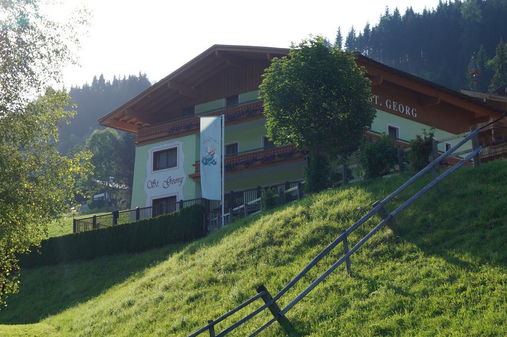 Landhaus St. Georg Bed & Breakfast Saalbach-Hinterglemm Exterior photo